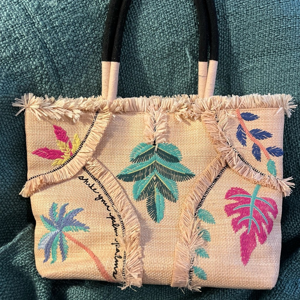 Sella and Dot straw bag